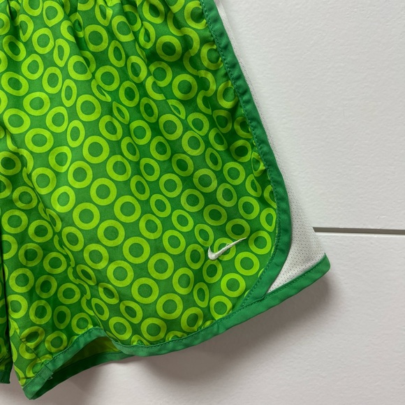 Nike dri fit shorts size L - Picture 3 of 5